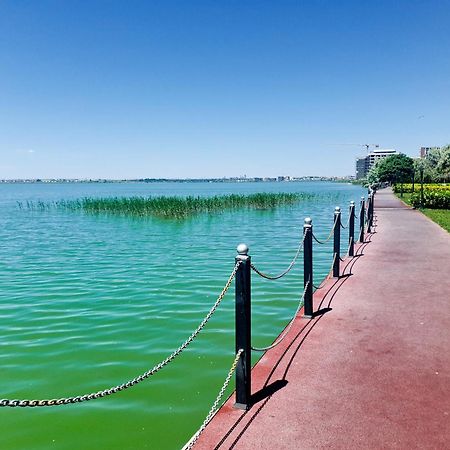 Gota Place Between Lake And Sea Mamaia Ngoại thất bức ảnh